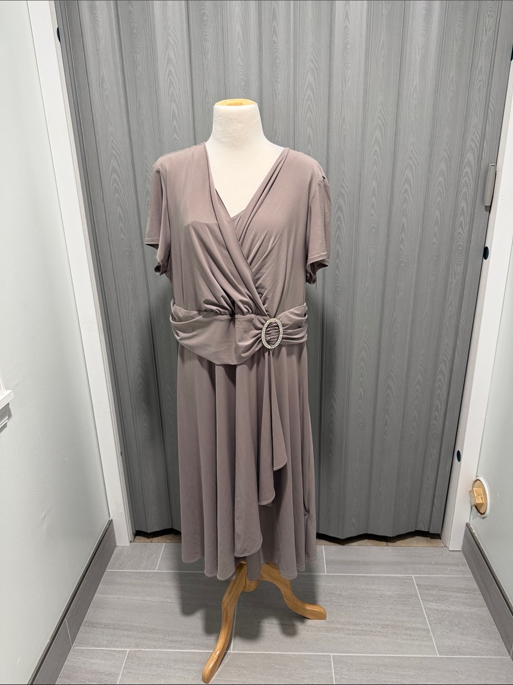 R&M Richards Taupe Wrap-Style Midi Dress with Decorative Buckle